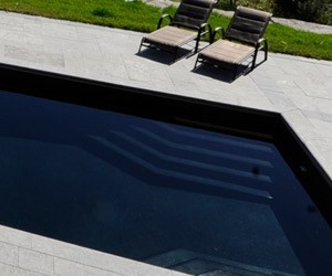 fiberglass-pool-midnight-shimmer-color